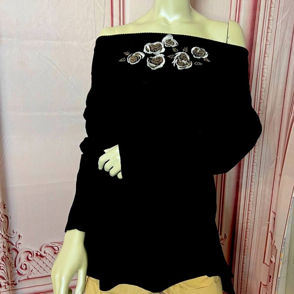 Beautiful Off-the-shoulder Sweater! Would look great for the Holidays!